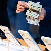 Why US 'YOLO' spending baffles economists thumbnail